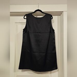 Elegant Black Sleeveless Dress